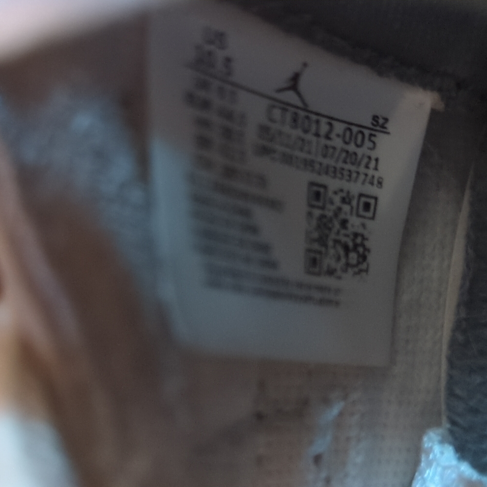 Jordan 11 Retro Cool Grey - Picture 6 of 6